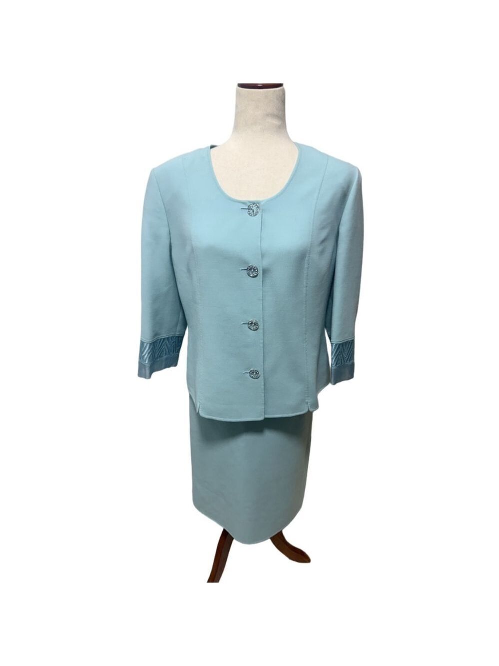 Vintage baby blue suit. Italy.size 46 women's skirt top. Large